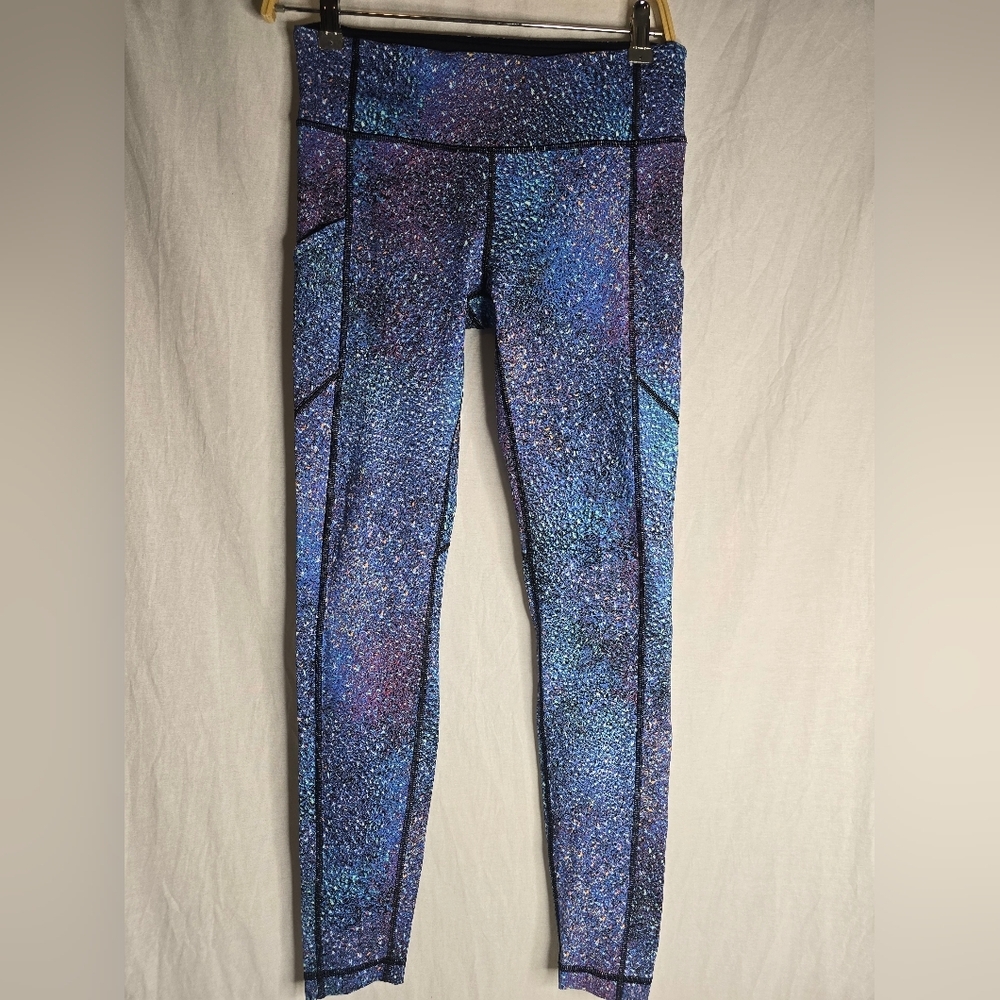 Lululemon Speed Tight VStrive Multi Black Size 6- Rare